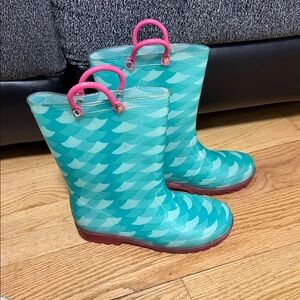 Kids Teal Wave Rain Boots with Pink Handles